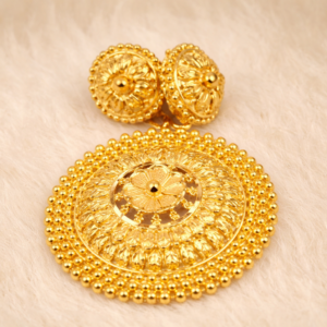 Traditional Floral Round Gold Pendant Set – 11 Gram