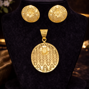 Floral Cutwork Round Gold Pendant Set – 8 Gram