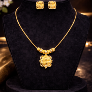 Traditional Clover Bead Gold Pendant Necklace Set