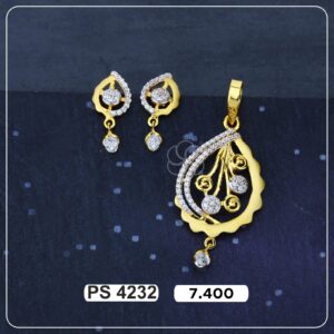 Elegant Teardrop Floral Gold Pendant Set with Dangling Earrings