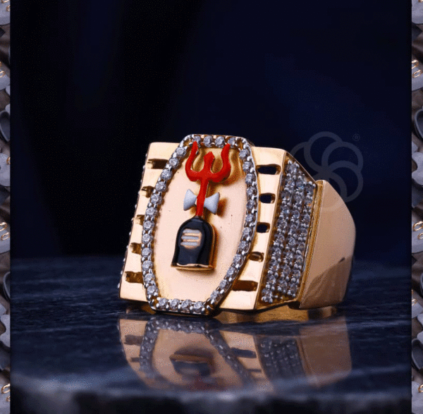 Traditional 18K Gold Ring For Men's