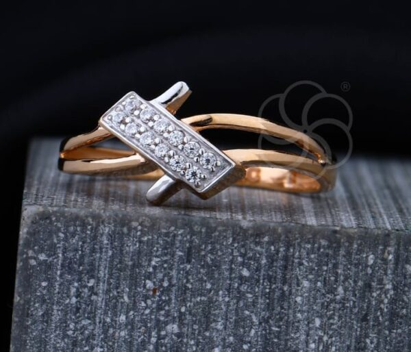 Elegant – 18K Rose Gold Ring for Women's