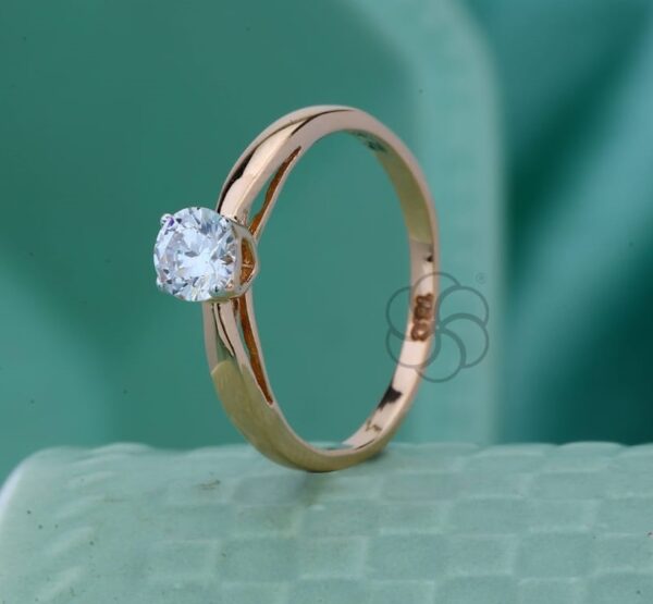 Classic and Elegant – 18K Rose Gold Ring for Girls