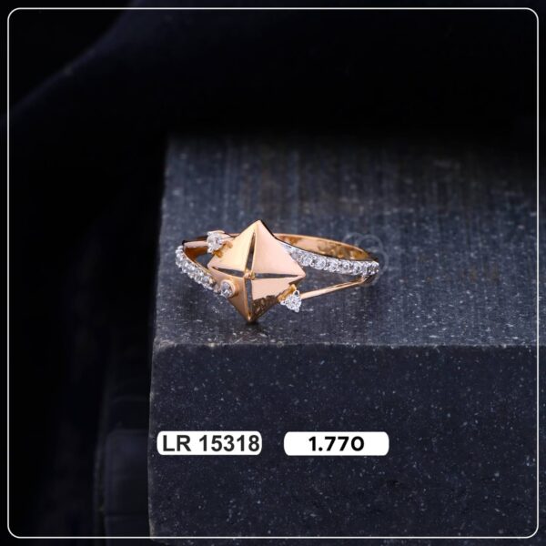 Golden Glow – 18K Rose Gold Ring For Women's
