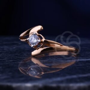 Stunning 18K rose gold ring for women