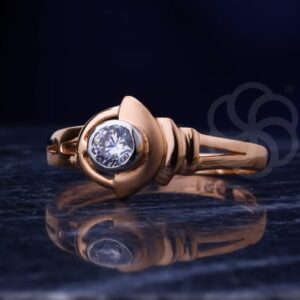 Trendy 18K Rose Gold Women’s Ring