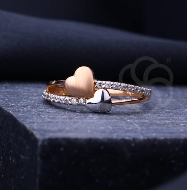 Graceful 18K Rose Gold Ring For Women's