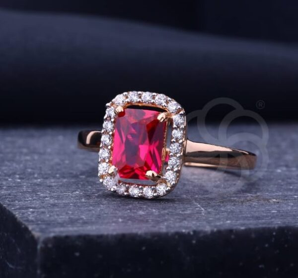 Modern 18K Rose Gold Ring for Women's