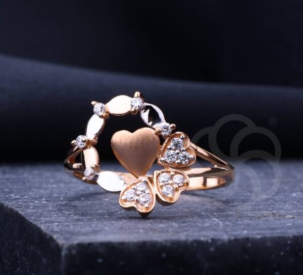 Eye-Catching 18K Rose Gold Ring For Women's