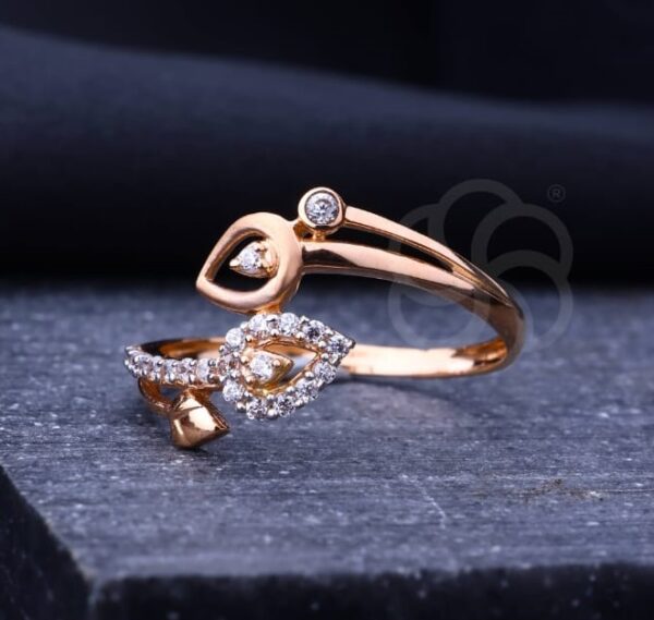 Lightweight 18K Rose Gold Ring For Women's