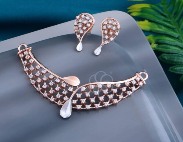 Affordable Luxury – 18K Rose Gold Mangalsutra Set