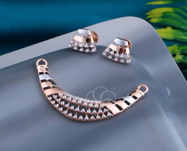 Stylish 18K Rose Gold Mangalsutra Set for Women