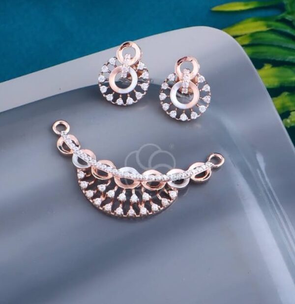Bold & Beautiful – 18K Rose Gold Mangalsutra Set with Earrings