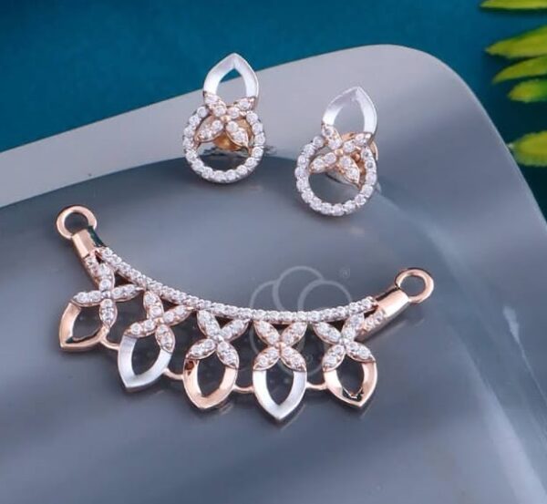 Delicate 18K Rose Gold Mangalsutra Set with Chain
