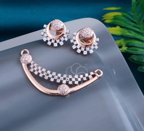 Signature Style – 18K Rose Gold Mangalsutra Set