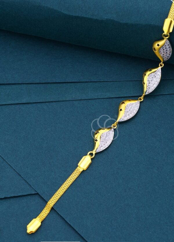 Women’s Bracelet in 18K Rose Gold