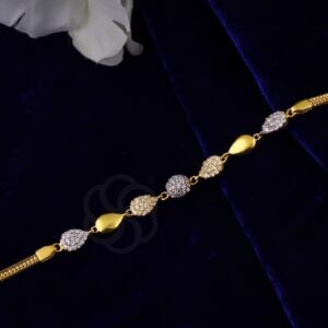 Romantic Heart Design Bracelet in 18K Rose Gold