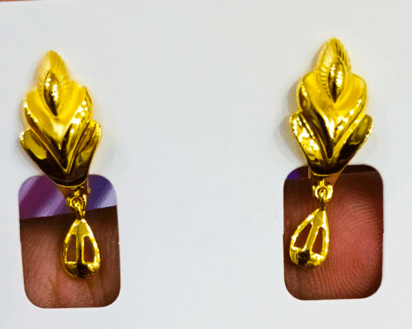 Festive Attire 22K Gold Earrings for Women's