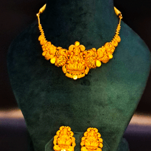 Exquisite 22K Gold Bridal Jewelry Set