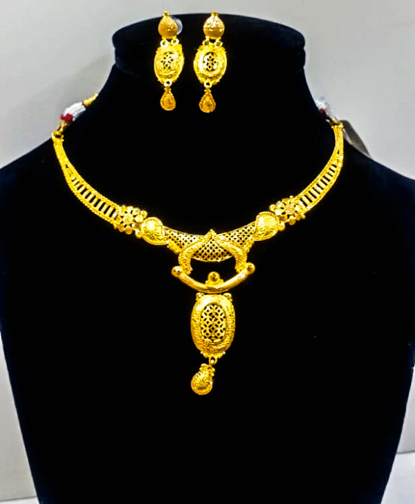 Elegant design 22K Gold Necklace for Women's
