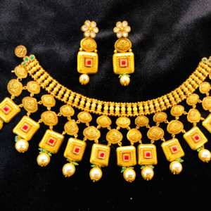 Traditional Quality 22 Karat Gold Necklace Set