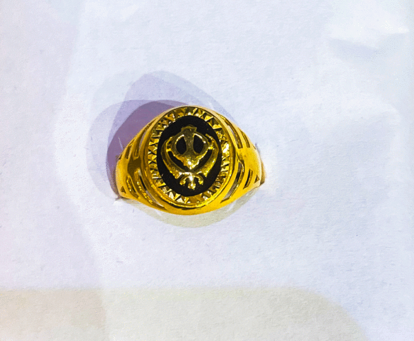 Elegant 22 Karat Gold Ring for Men's