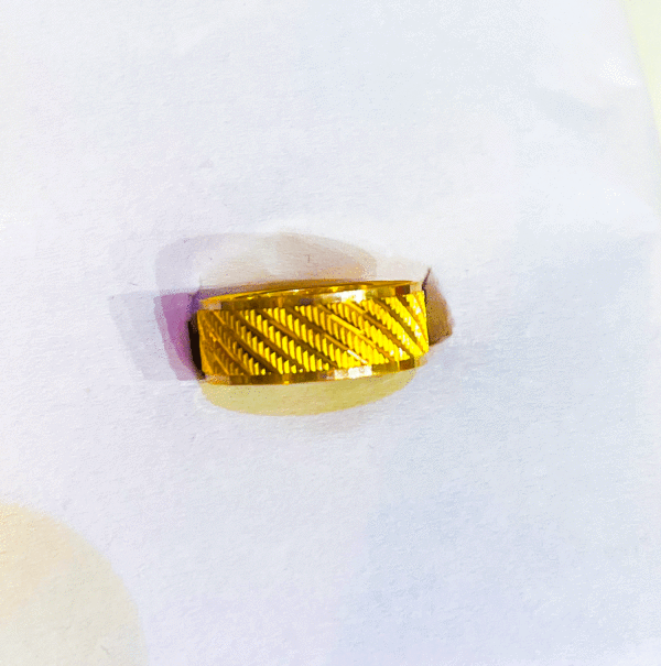 Simple yet Elegant Men's Ring in 22K Pure Gold – Hallmark Certified
