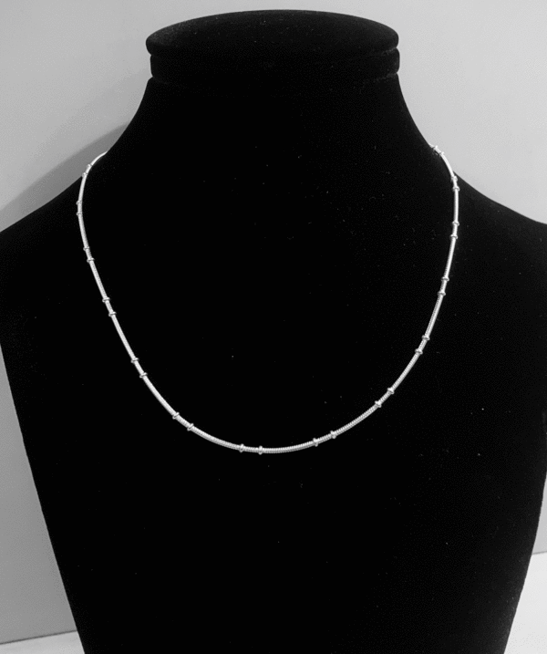 Sleek & Stylish 925 Pure Silver Chain