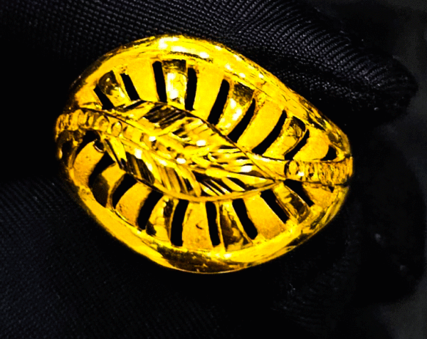 Royal Look 22K Gold Ring For Women's