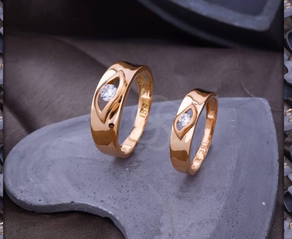 Modern 18K Rose Gold Couple Rings Set