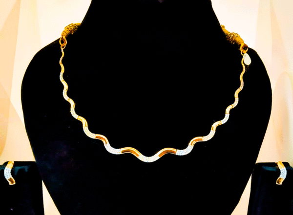 Graceful 22K Gold Necklace For Women's